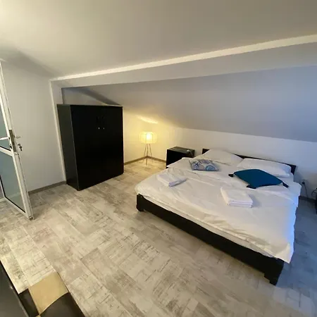 Vama Stone House