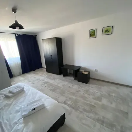 Vama Stone House Hotell