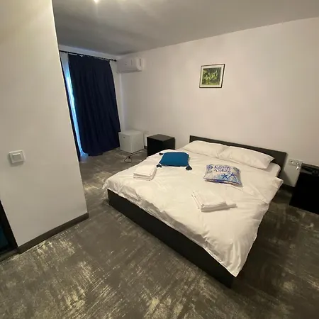 Vama Stone House Hotell